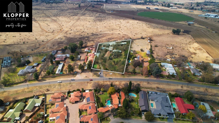 5 Bedroom Property for Sale in Van Der Hoff Park North West